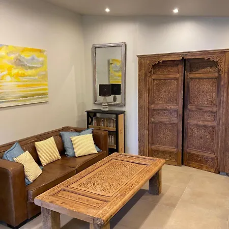 Appart hôtel Maranatha, Front De Avec Porto-Vecchio (Corsica)