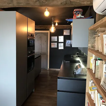 Aparthotel Maranatha, Front De Avec