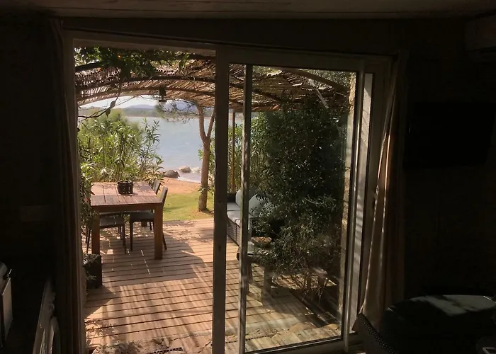 Maranatha, Front De Avec 4*