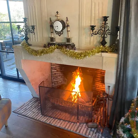 Maranatha, Front De Avec بورتو فيكشْيو