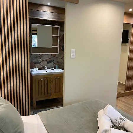 Maranatha, Front De Avec 公寓式酒店