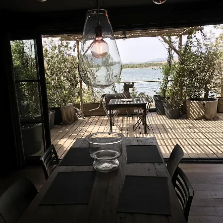 Maranatha, Front De Avec شقة فندقية