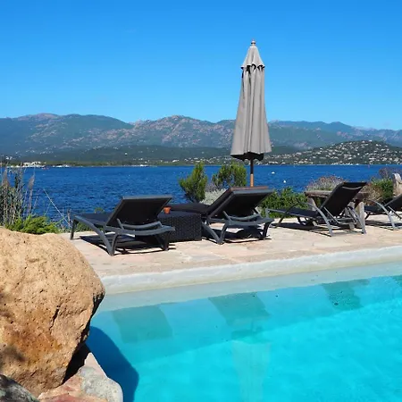 Maranatha, Front De Avec Lägenhetshotell