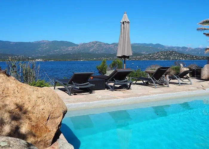 Maranatha, Front De Avec 公寓式酒店